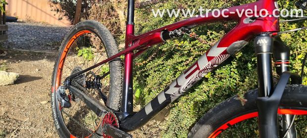 VTT TREK Supercaliber 9.9 AXS Peinture Project ONE - 2