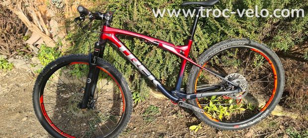 VTT TREK Supercaliber 9.9 AXS Peinture Project ONE - 3