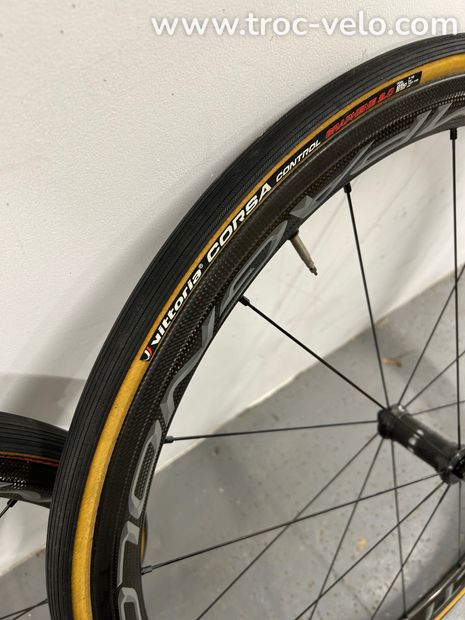 Campagnolo bora ultra black label 35 pneus  - 3