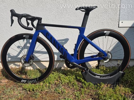 Canyon Aeroad CF SLX 8 Di2 - 2