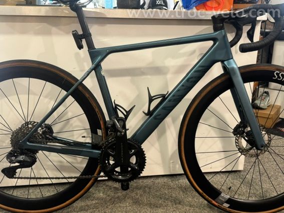 Canyon Ultimate CF SLX DI2 - 2
