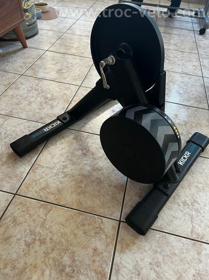 Home trainer Wahoo Kickr Core V2 + Zwift Click  - 4