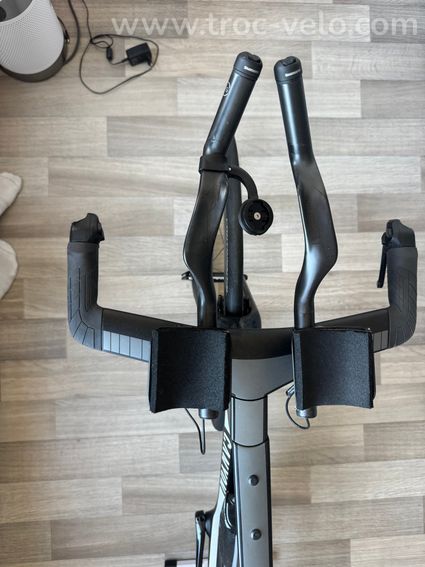 Canyon Speedmax CF SLX – Dura-Ace Di2 – Roues carbone Vision 55 - 4
