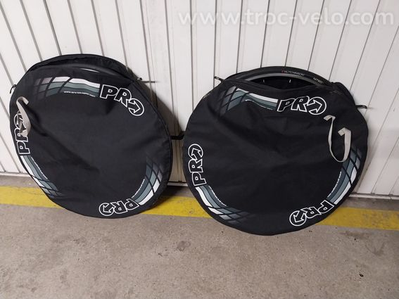 Vend paire de roues mavic aksium complètes - 2