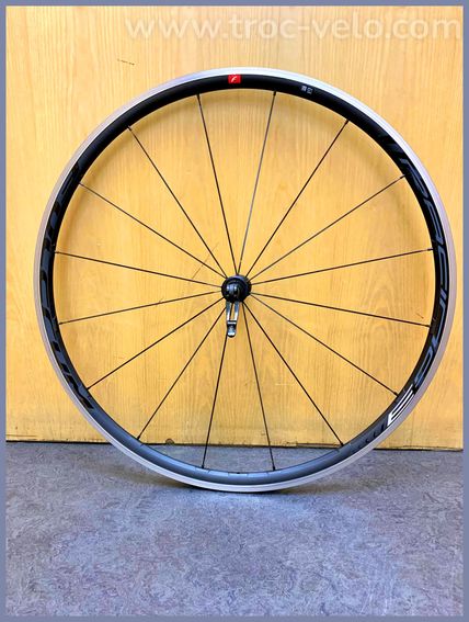 Paire de Fulcrum Racing 3  + offert paire de conti Gt  - 2