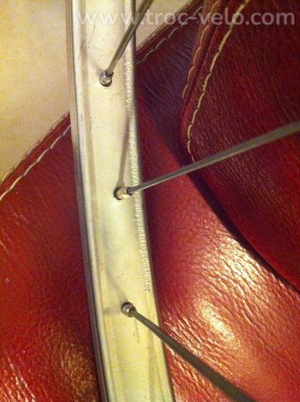 Roue 24" pouces avant en aluminium Grunert-Germany-Basic 507x19c en Tbé - 4