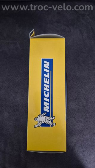 Pneus michelin pro 4 service course