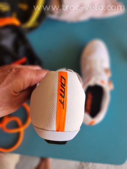 Vends chaussures route DMT - 5