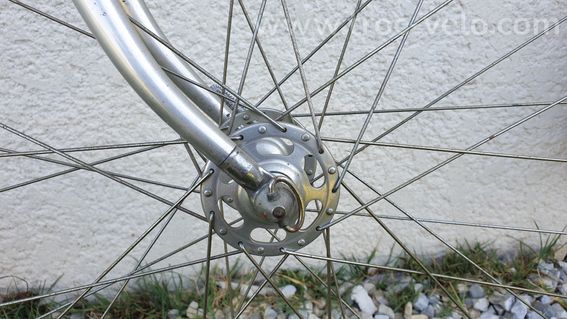 Vélo de course vintage André Sablière — cadre aluminium artisanal — années 1980 - 10