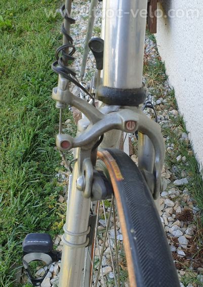 Vélo de course vintage André Sablière — cadre aluminium artisanal — années 1980 - 13