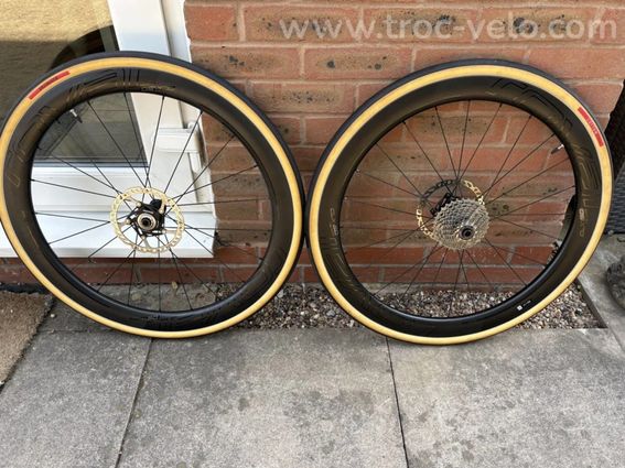 Paire de Roues Roval Rapide clx Carbone à disque.