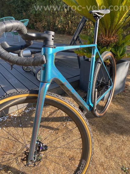 Cube Cross Race C:68X SLT - Bleu - Taille 58 - SRAM Force AXS / Roues Duke - 2