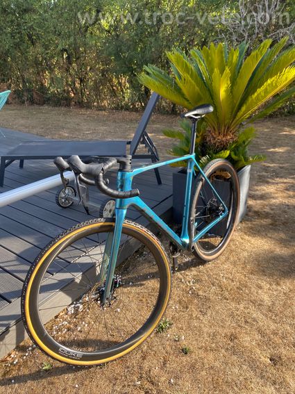 Cube Cross Race C:68X SLT - Bleu - Taille 58 - SRAM Force AXS / Roues Duke - 3