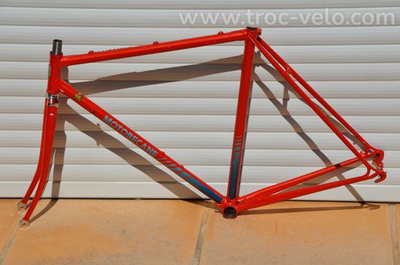Cadre et fourche de vélo de course vintage français Motobecane C5 – tubes acier Columbus SL - 11