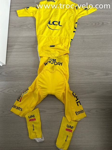  COLLECTOR vraie tenue pogacar TDF 2024 pissei/santini  - 2