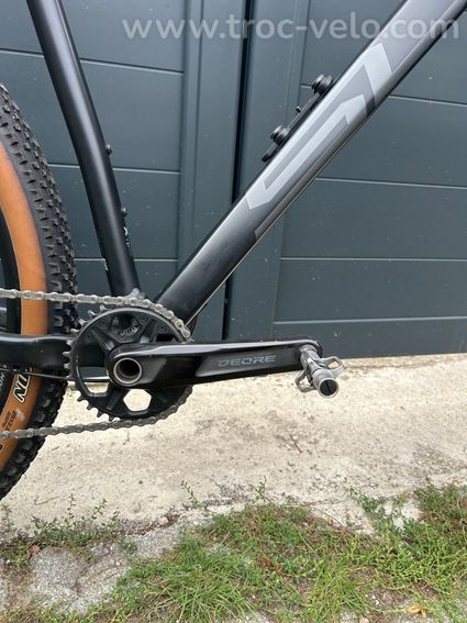 VTT Superior XP Race 909 - 3