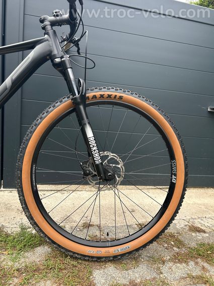 VTT Superior XP Race 909 - 5