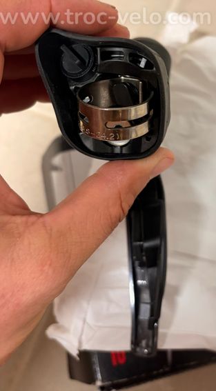 Levier droit shimano ultegra 8070 Di2 disc neuf  - 4