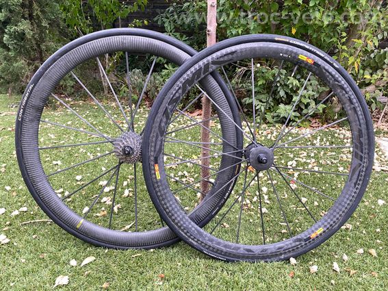 Roues Mavic Cosmic Carbone Ultimate CCU Boyaux