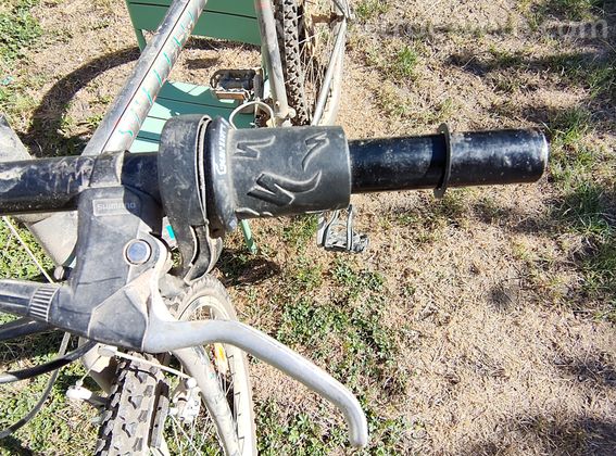 vends vélo Specialized Hardrock  - 5