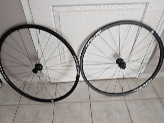 Roues roval clx alu  - 2