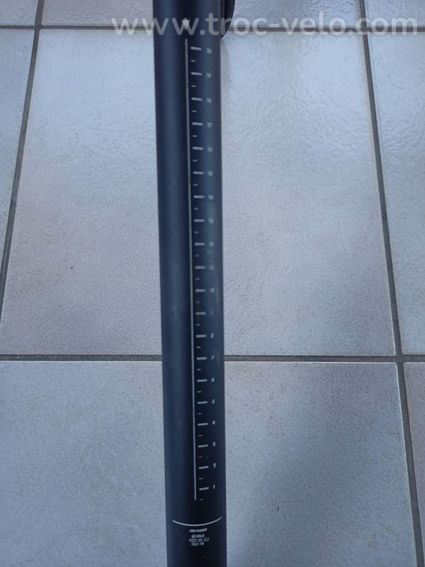 Titre : Selle + tige de selle Genesis CDA 30 d’origine – Très bon état - 4
