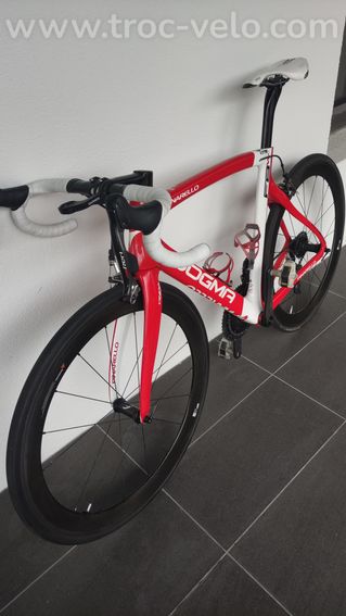 Vélo de course Pinarello Dogma F8 t56 - 2