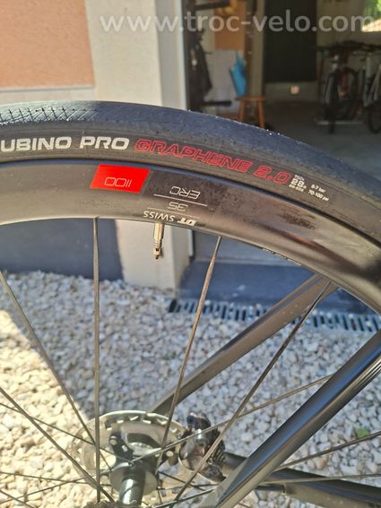 Colnago v4 rs 2025 ultegra di2 12 v dt swiss erc 1100  35  excellent etat - 4