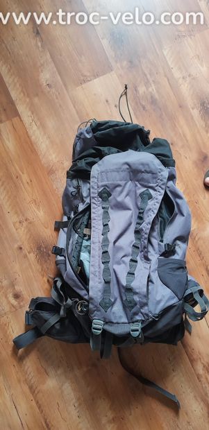 Sac à dos Decathlon TREK 900 - 1