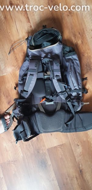 Sac à dos Decathlon TREK 900 - 3