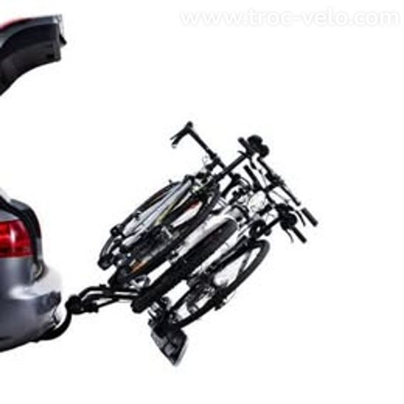 Location porte vélo Thule sur attelage 3 vélos - 2