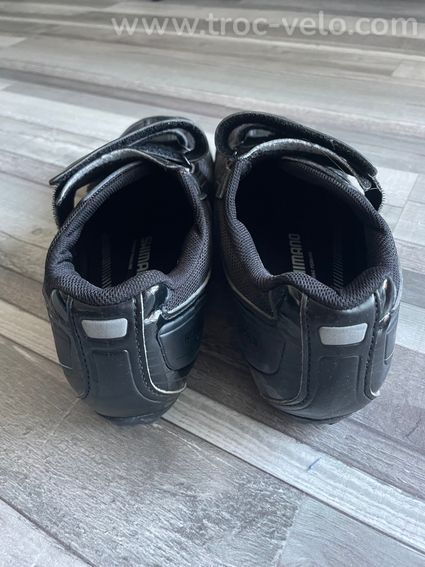 Chaussures de vélo de route SHIMANO taille 43 - 2