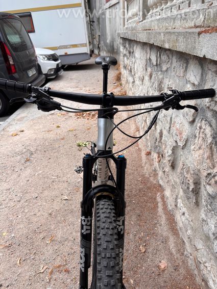 CANYON LUX TRAIL CF 8 – 2024 – CARBONE – TAILLE L – FULL XT – ROUES CARBONE DT SWISS - 5