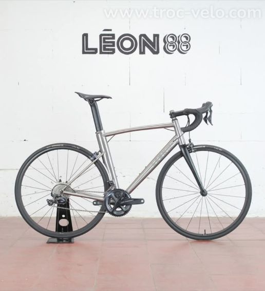 Vélo route Titane Leon Ventus - Shimano Ultegra - T.55