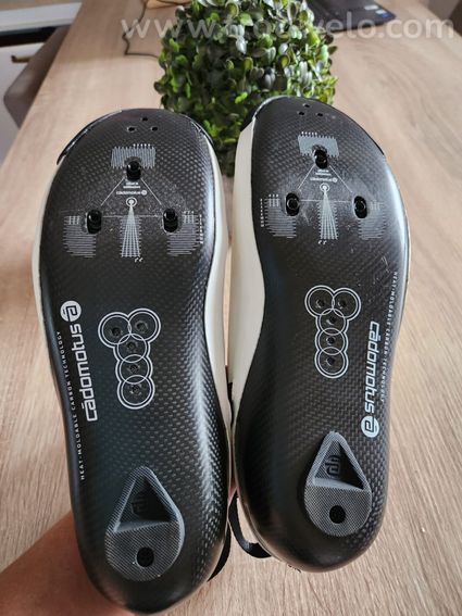 Cadomotus triathlon taille 42 neuves - 2