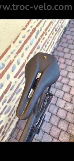 Trek Madone SLR7 GEN8 - 2