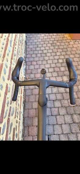 Trek Madone SLR7 GEN8 - 4