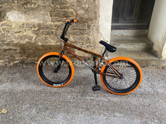 Vend bmx neuf