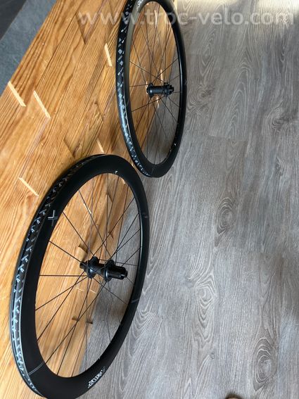 Roues Carbon swiss side Hadron 2 . Hauteur 50  - 3