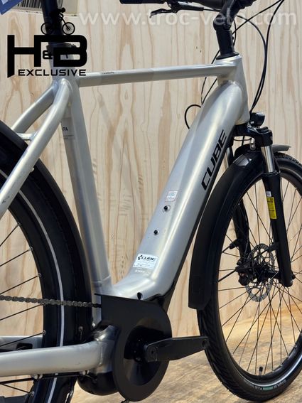 Cube Touring Hybrid Pro 625 Vélo électrique Shimano Deore 2023 - 12