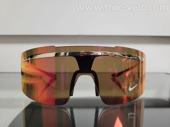 Paire de lunettes Nike Echo Shield
