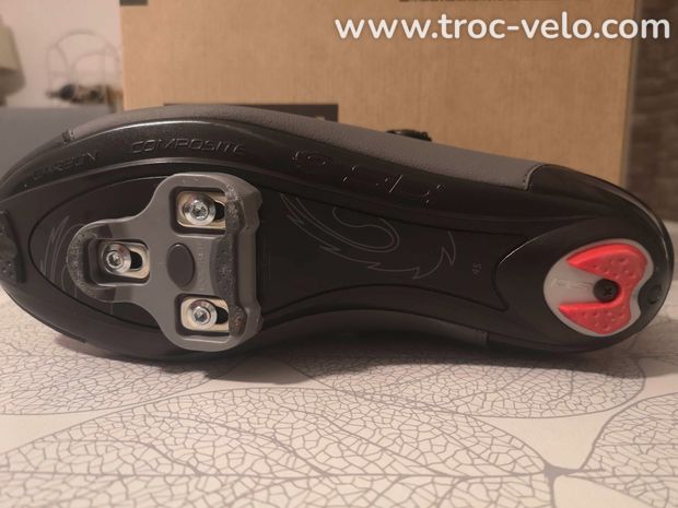 chaussures velo route SIDI + cales NEUVES T.45 - 8