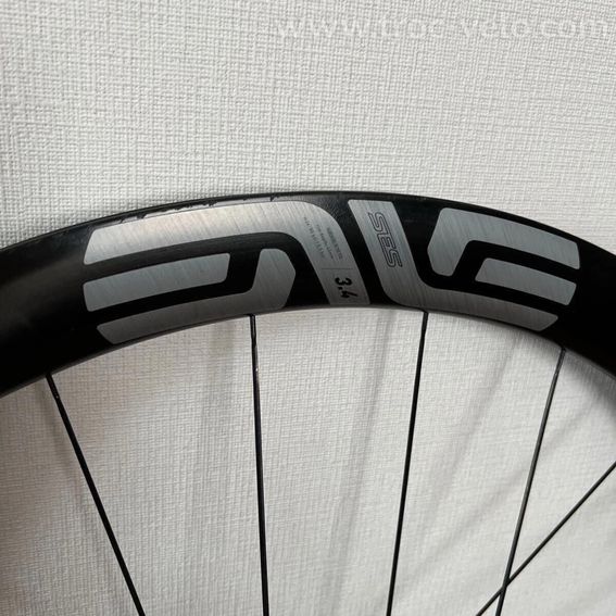Paire de roues ENVE SES 3.4 avec moyeux et rayons J-Bend - 4
