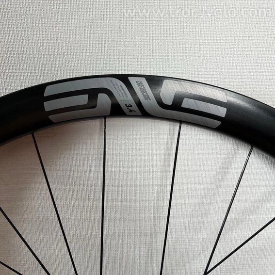 Paire de roues ENVE SES 3.4 avec moyeux et rayons J-Bend - 7