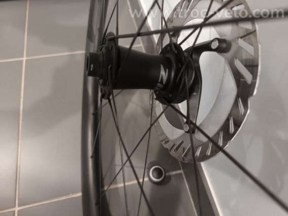 Paire de zipp 303 SW corps Shimano  - 6