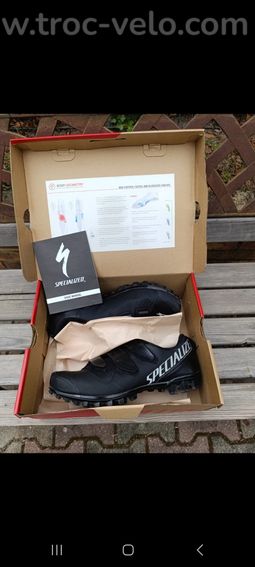 Chaussures VTT / Specialized Recon 1.0 - Noires - État neuf (Portées 1 fois) - 2