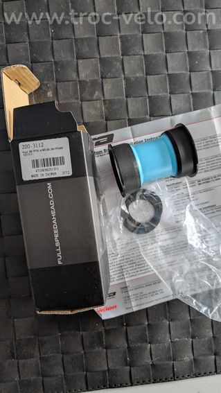Boitier de pédalier BB30 PF30 neuf