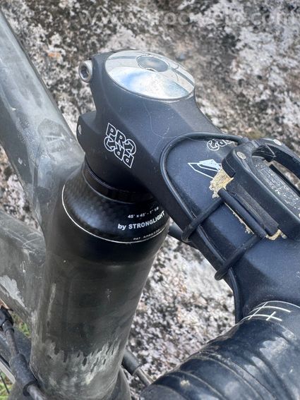 Vélo de route carbone Kuota Kebel - taille M - Équipement Shimano Dura-Ace / Fulcrum - 13