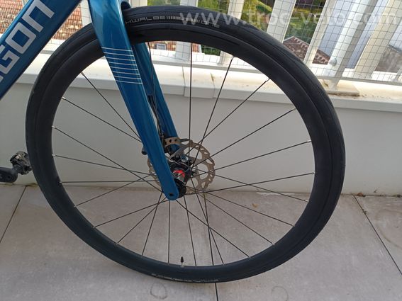 Vélo route Polygon Strattos taille S - 3