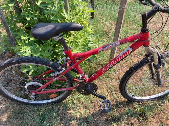 Vélos à retaper, pour pieces ou décoration - 12